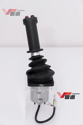 固道科技电控手柄 Z字摩擦型 · 中位侧边锁定 · 产品2，图片04 - 前进档（缩略图）