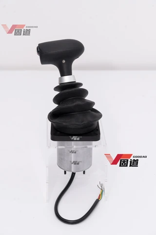 固道科技电控手柄 Z字摩擦型 · 中位侧边锁定 · 产品4，图片03 - 前进档（缩略图）